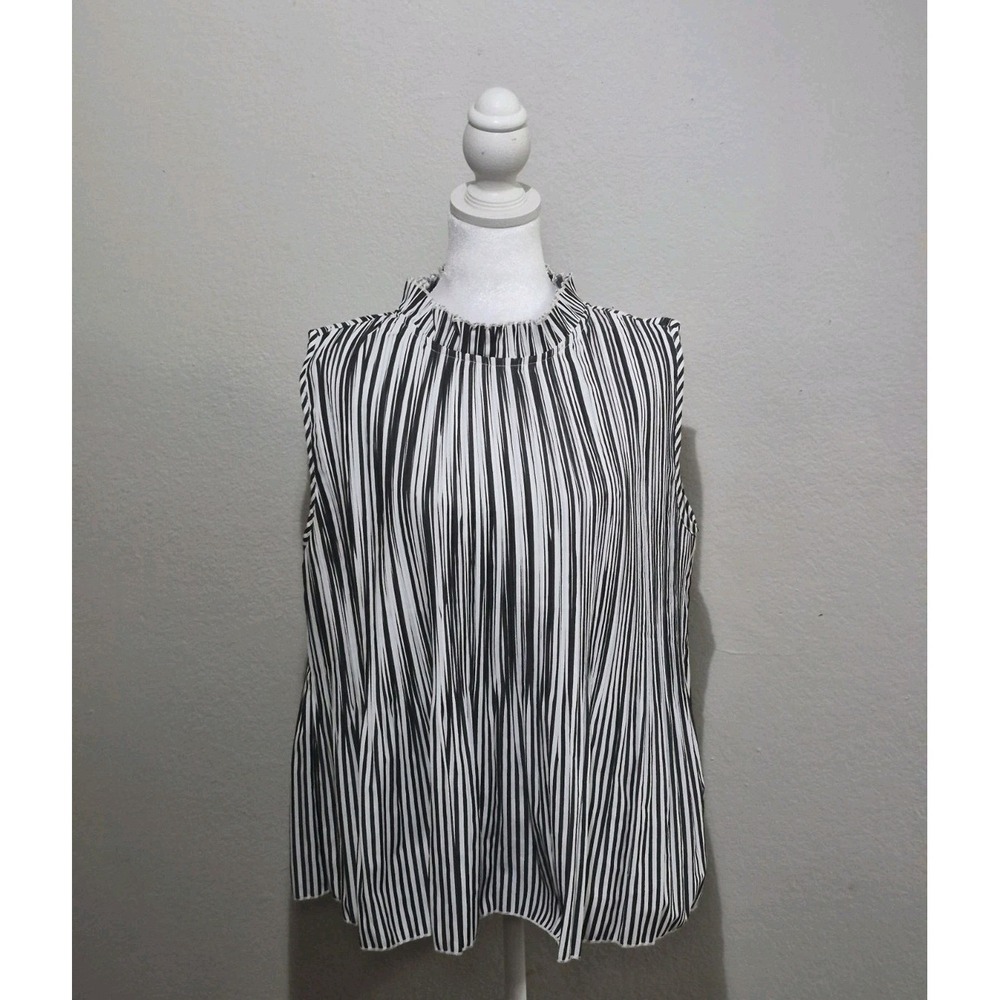 HYFVE Pleated Womens Sleevless Top Sz Large Black White Summer Lagenlook‎ Work